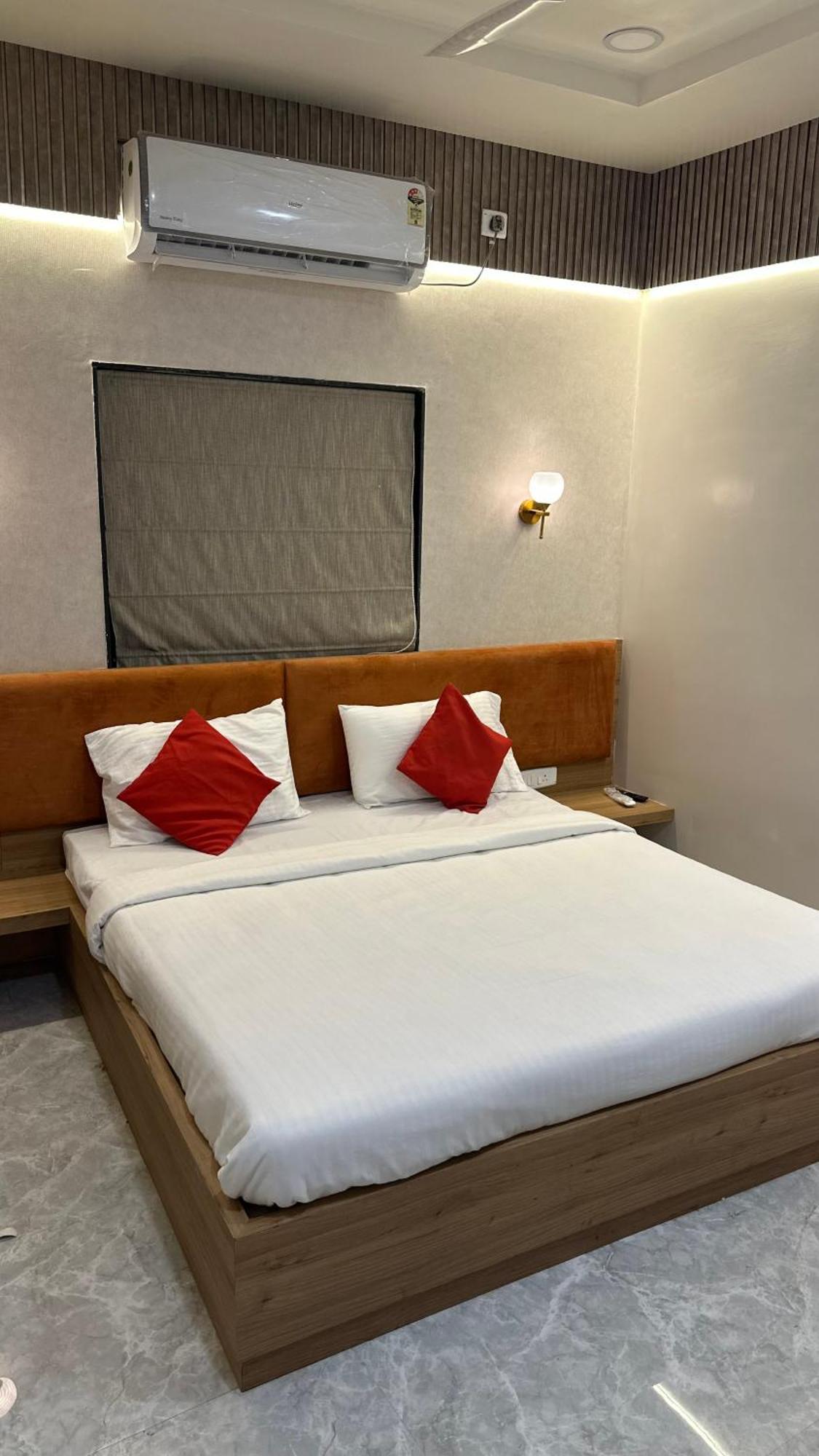 Soho House By Jayshrea Hotel Chandrapur Екстериор снимка